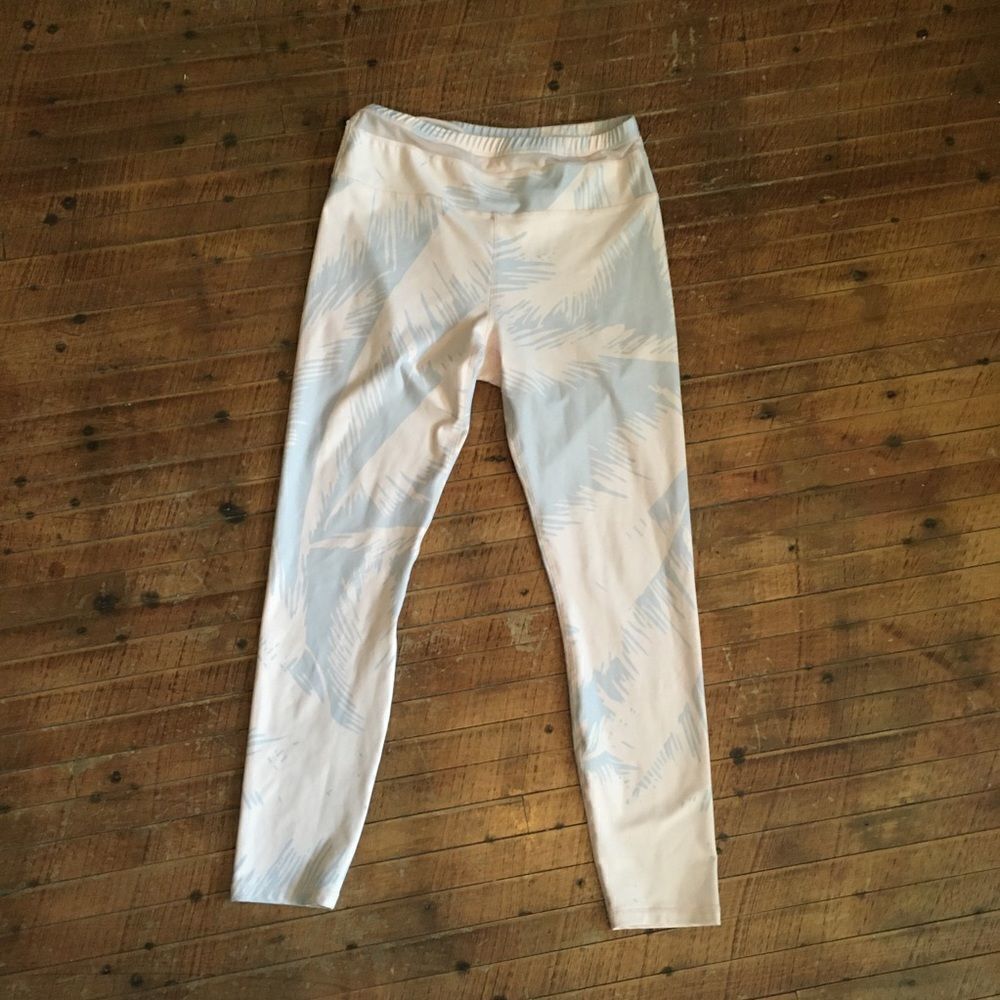 Fabletics blush and gray leafy high waist L athletic leggings